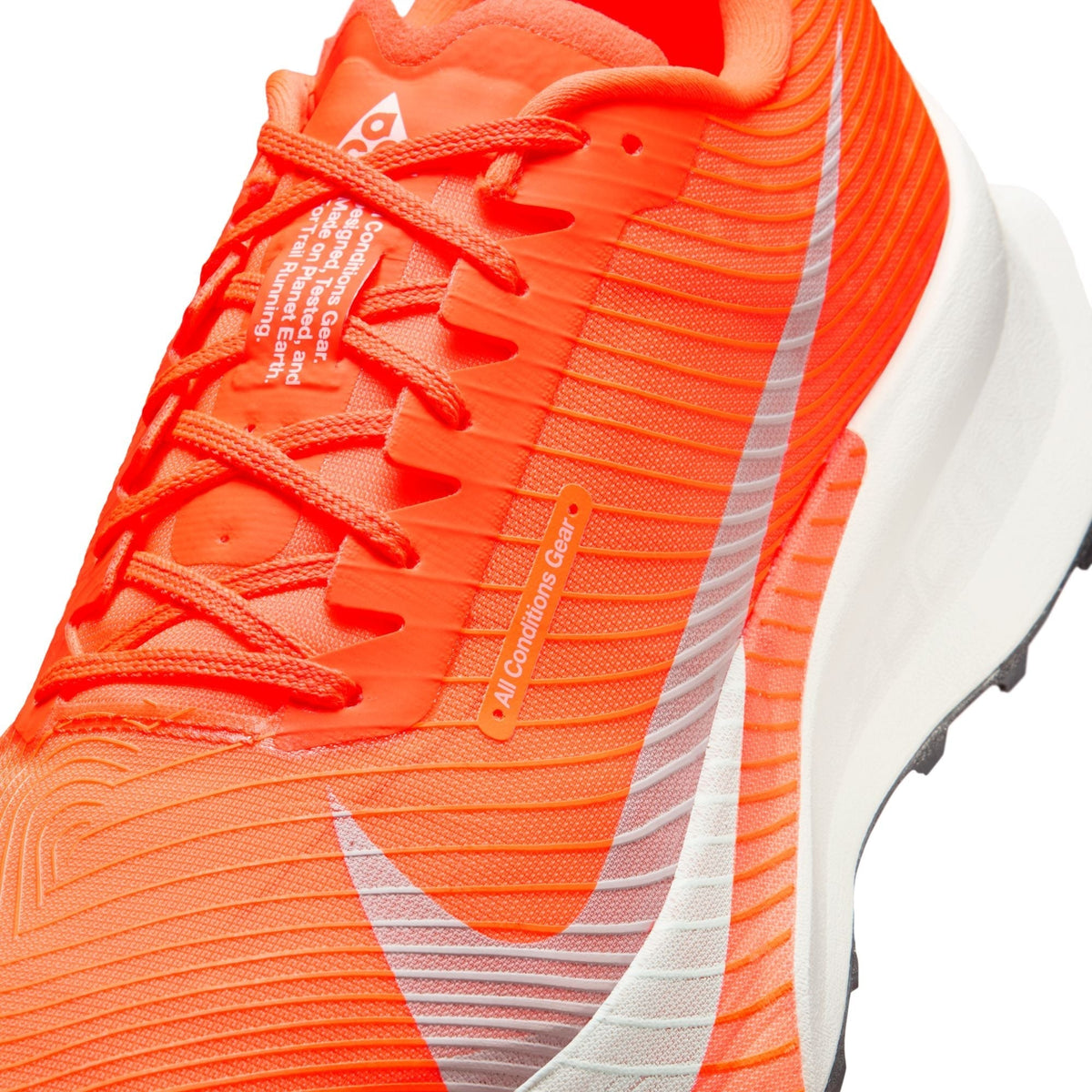 Men’s ACG Ultrafly Trail (801 - Hyper Crimson/White-Total Orange)